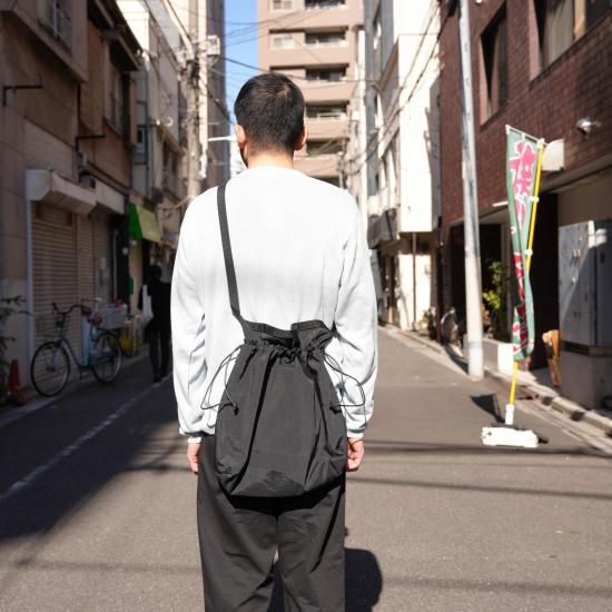 バッグ ERA. TAS BIG RED CROSS APRON BAG TAS BIG RED CROSS APRON BAG | ERA.