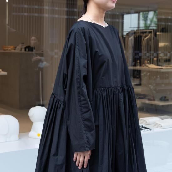 ŠP（エシュペー） 「WIDE GATHER ONEPIECE」－WEEKENDER SHOP ANDEL