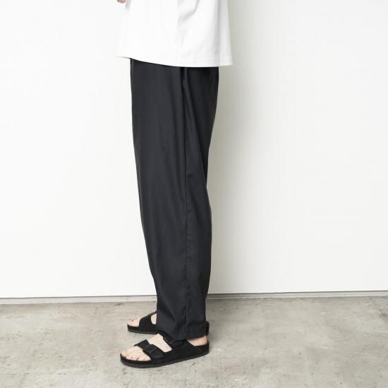 STILL BY HAND スティルバイハンド 「中空ポリエステルライト素材