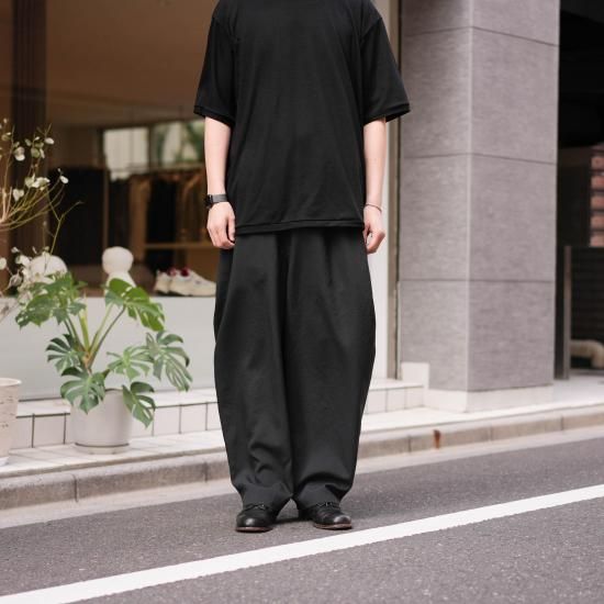 ノーコントロールエア マカロニポリエステル スーパーワイドテーパードパンツ ノーコントロールエア マカロニポリエステル スーパーワイド