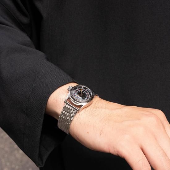 稼動品 GSTP 時計 Watches] A watch brand full of detail created by denim and