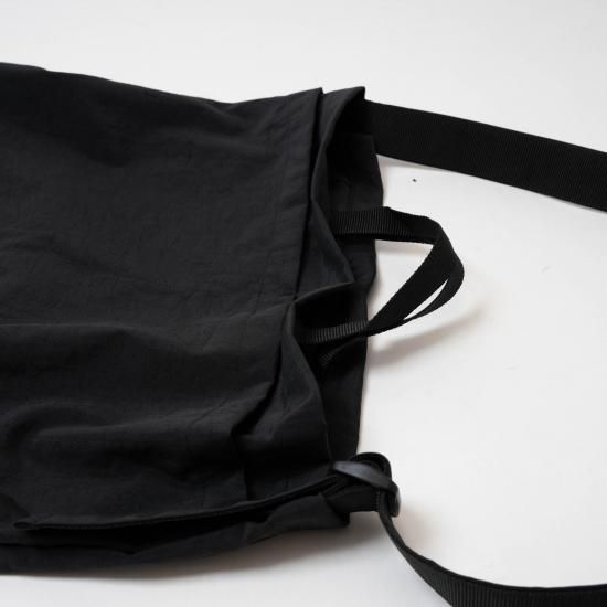 ERA イーラ　バッグ ERA. イーラ MESH HELMET BAG メッシュヘルメットバッグ グレー
