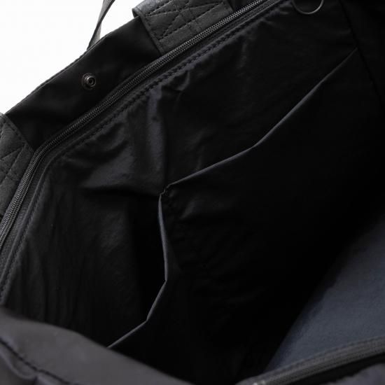 KaILI カイリ　2D4H TOTE NS BLACK トートバッグ KaILI - カイリ】2D4H TOTE NS - BLACK | 公式通販サイト