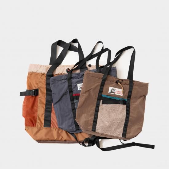 【新品未使用】カリブーマウンテニアリングボトムレザーパックトート 4_38c34ebe-6bdf-46c5-9c91-