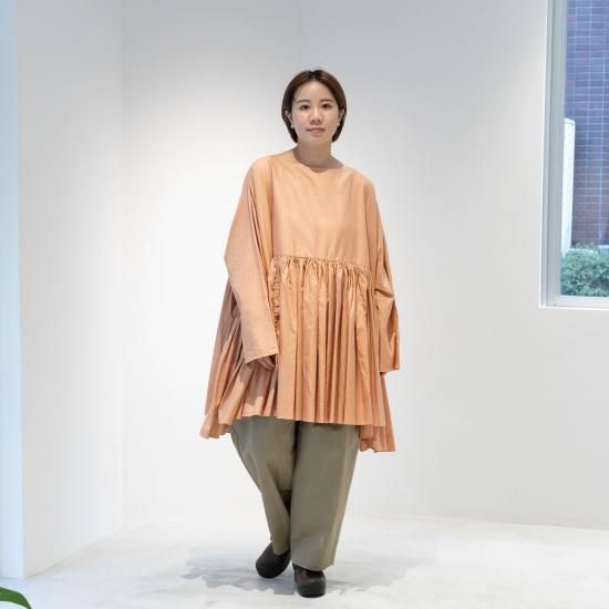 SPECIAL GUEST XL ベージュ ŠP（エシュペー） 「Fine COTTON OXFORD / WIDE GATHER BLOUSE