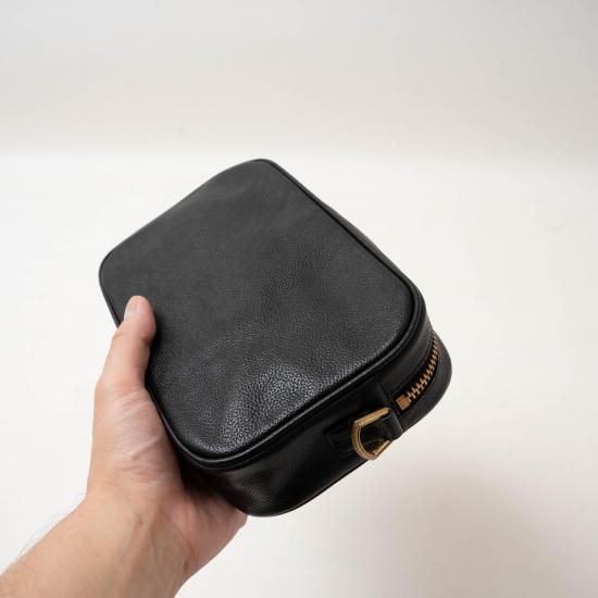 美品　即完売　forme フォルメ Marcel ショルダーバッグ forme（フォルメ） / レザーバッグ 「Marcel」・「Banks」 ご