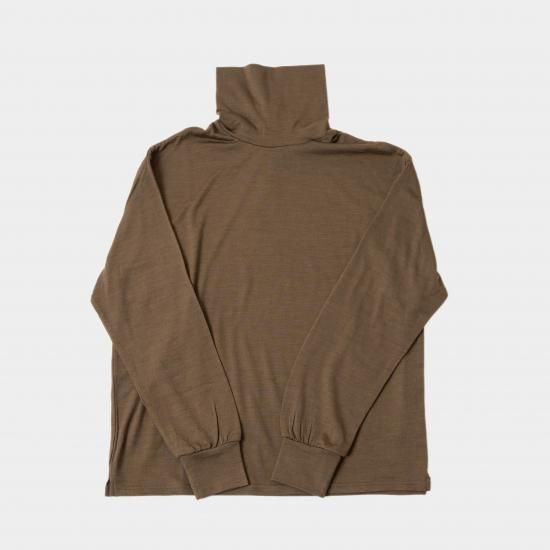 comm.arch. コム・アーチ「Super 100's Merino High Neck P/O