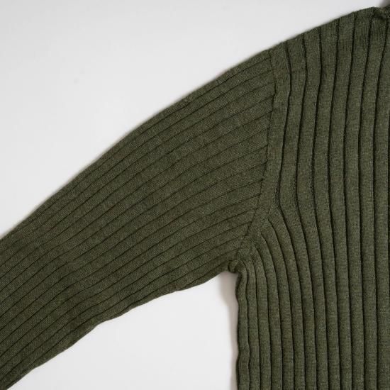 SUSURI ススリ 「ポエータハイネックセーター 25-850」 - WEEKENDER