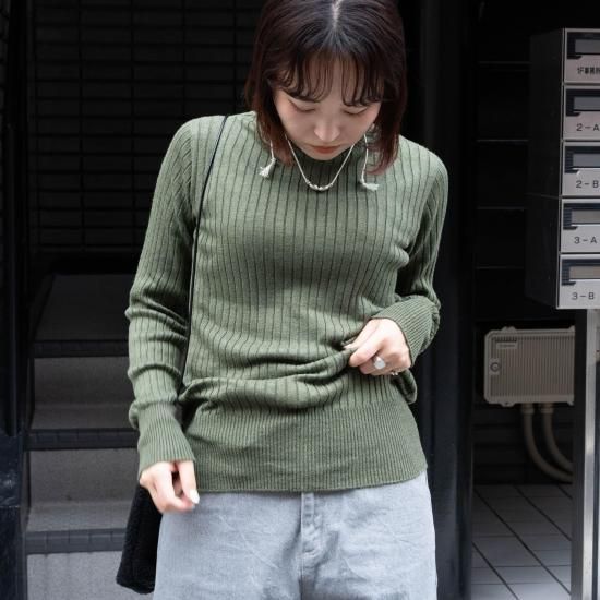 SUSURI ススリ 「ポエータハイネックセーター 25-850」 - WEEKENDER