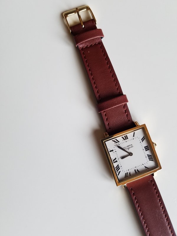Vague Watch Co.（ ヴァーグウォッチカンパニー）CARRE （YG Ivory