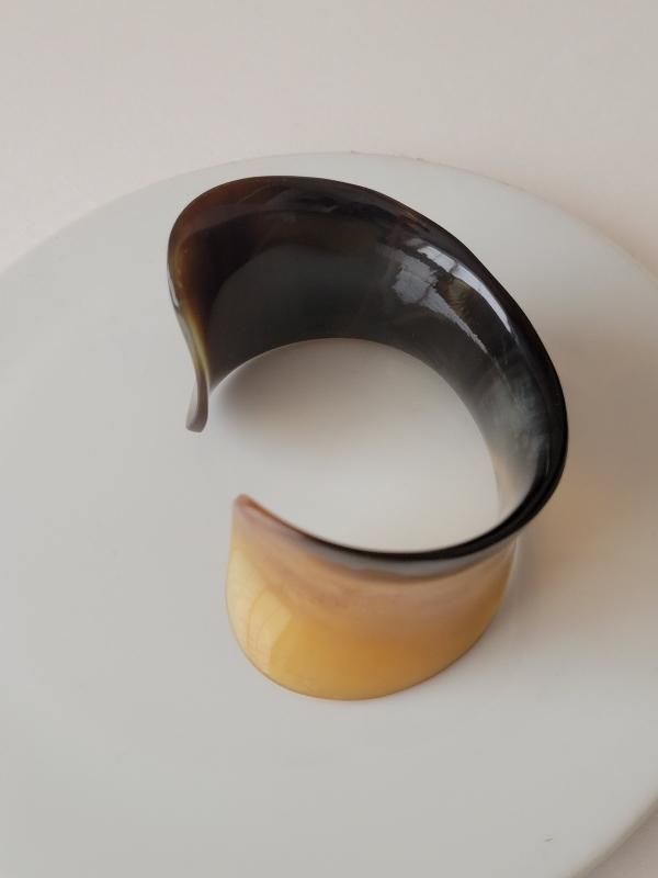 L’INDOCHINEUR(ランドシヌール)  バッファローホーンバングル L'INDOCHINEUR（ランドシヌール） バングル Buffalo horn