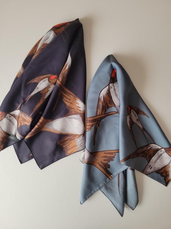 定価20900円A PIECE OF CHIC ピースオブシック 新品 Silk Scarf