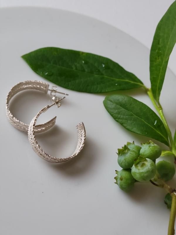 MAISON RUBUS. メゾンルーバス天然石ピアス