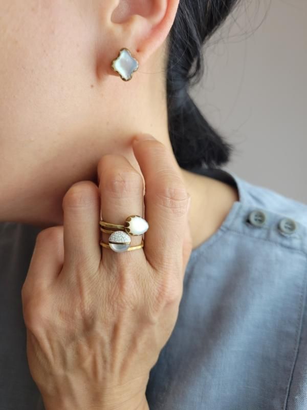 再入荷！ classic ko （クラシックコー） ピアス・イヤリング Petal