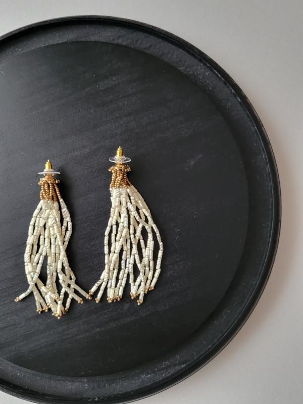 monshiro/モンシロ】cotton pearl alyssum grass ピアス（ピアス