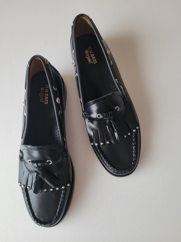 G.H.BASS (ジーエイチバス)キルトタッセル ローファー/studs BLACK (LEATHER SOLE) - バナナブラウン -  川越レディースセレクトショップ