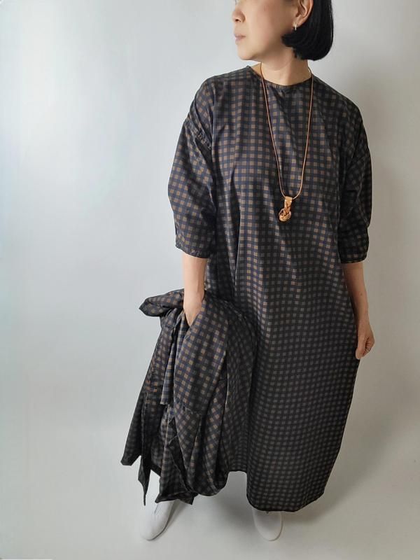 完売 yarmo ヤーモ チェック柄 ロングワンピース 完売 yarmo ヤーモ チェック柄 ロングワンピース