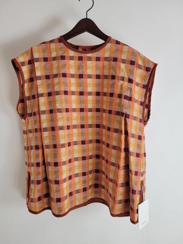 【最終価格】kijinokanosei キジノカノウセイtuck blouse kijinokanosei（キジノカノウセイ）フレンチスリーブ タック
