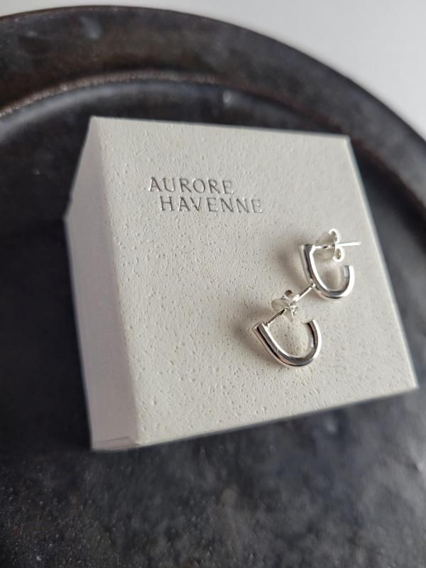 Aurore Havenne（オーロラ・ハヴェン）Jasper ピアス - バナナ
