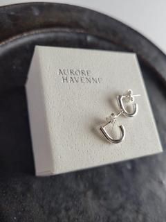 Aurore Havenneʥ顦ϥJasper ԥ