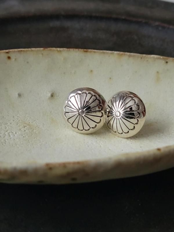 Indian jewellery（インディアンジュエリー）GENUINE コンチョピアス