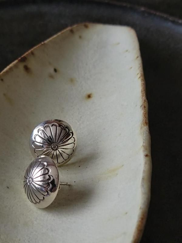 美品 大きい シルバー インディアンジュエリー 純銀 コンチョ 刻印付き