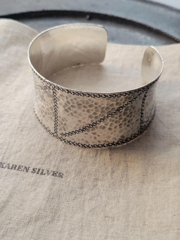 KAREN SILVER / バングル B-2505 - バナナブラウン - 川越レディース