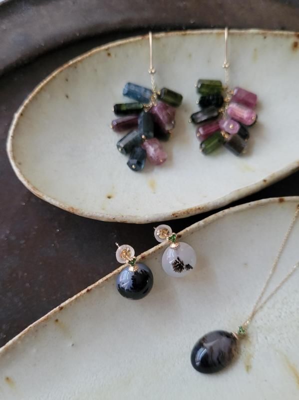 MAISON RUBUS. メゾンルーバス　天然石ピアス MAISON RUBUS. メゾンルーバス 天然石ピアス MAISON RUBUS