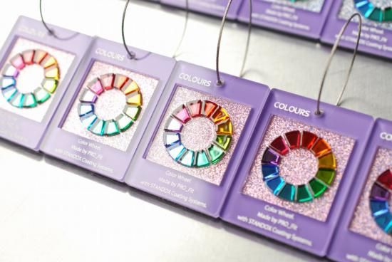 色見本キーホルダー 色相環【ミラーキャンディー】+ホログラム