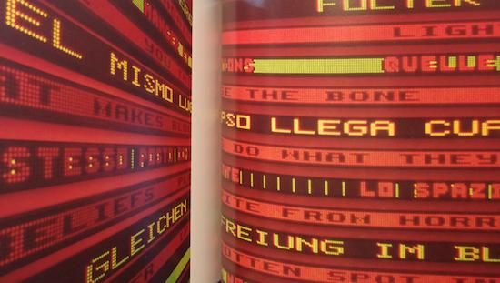 Jenny Holzer: The Venice Installation ジェニー・ホルツァー Jenny Holzer: The Venice Installation ジェニー・ホルツァー