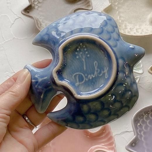 Dinky トリ小皿 | みのる陶器 - 美濃焼とやちむんと雑貨|蔵 Dinky トリ小皿 | みのる陶器 - 美濃焼とやちむんと雑貨|蔵