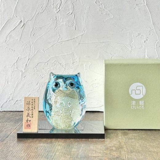 陶器フクロウの置物 (陶器フクロウ置物左右 - (株)日佳 [品番 陶器フクロウの置物 (陶器フクロウ置物左右 - (株)日佳 [品番
