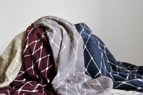 bastisRIKE たかい THE GRID COTTON BLANKET