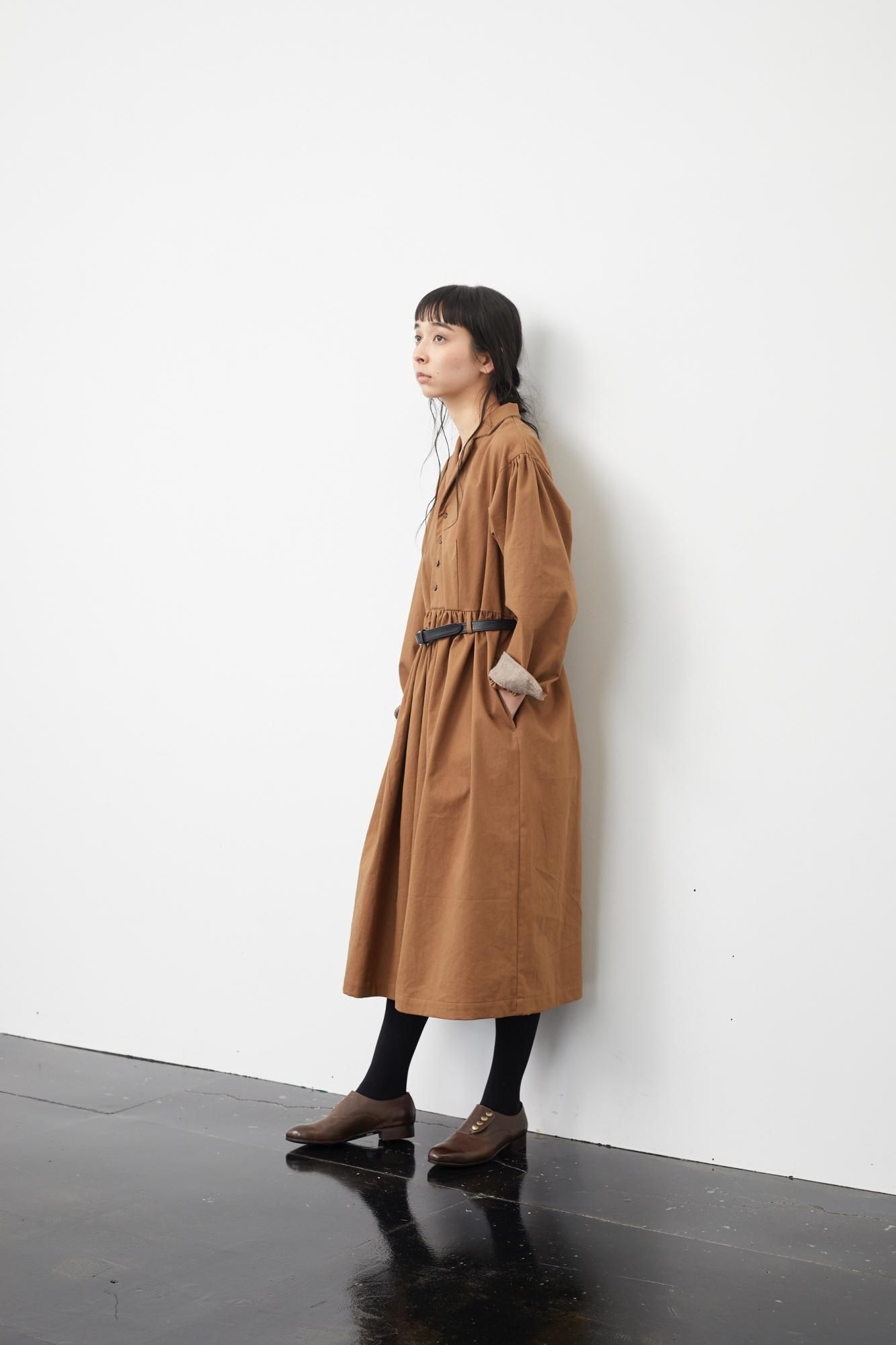 The Last Flower Of The Afternoon 夕霜はらう Open Collared Dress Beige ワンピース Paper Birds ペーパーバーズ レディース アパレル オンラインショップ The Last Flower Of The Afternoon 夕霜はらう Open Collared Dress Beige ワンピース Paper Birds ペーパーバーズ レディース アパレル オンラインショップ
