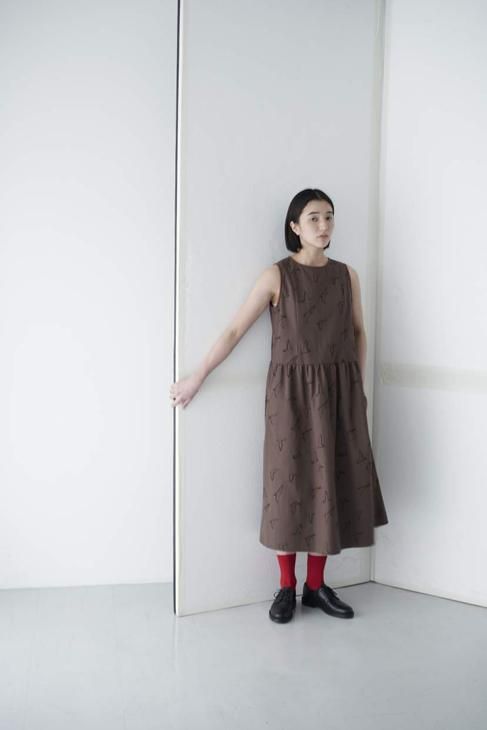 Rikolekt Birds ノースリーブドレス Brown ワンピース リコレクト オリジナルテキスタイル 北欧 ナチュラル Rikolekt Birds ノースリーブドレス Brown ワンピース リコレクト オリジナルテキスタイル 北欧 ナチュラル