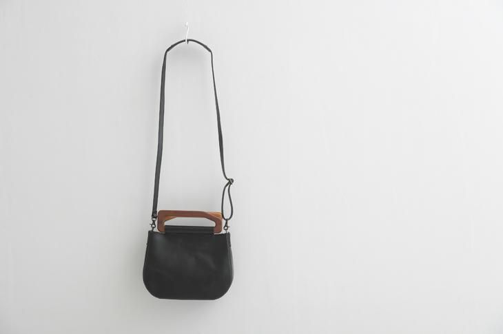 yuruku (ユルク) | Metry Bag S (black) | バッグ ショルダーバッグ 国産レザー ウッドハンドル