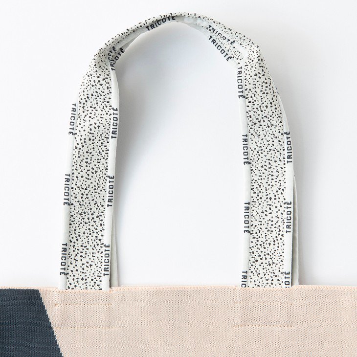 TRICOTE | PUZZLE LINE KNIT TOTE BAG (beige) | 送料無料 トート