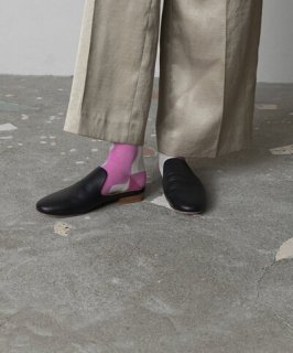 TRICOTE | ウェーブグラデーションソックス (pink) | 靴下 レッグウェア トリコテ かわいい 