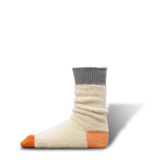decka x BRU NA BOINNE | Alpaca Boucle Socks (white) |   å ǥ  ѥ ɴ