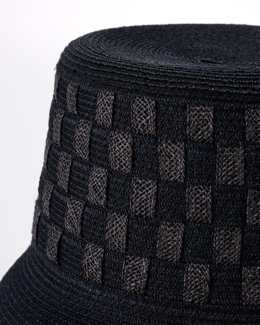 VAKT. HIYOKE / BLACK ステッカー付き Tokyo Black Rain Helmet Hat (helmet+cover)