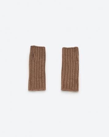 No.WKNY252021-24 L.BROWN