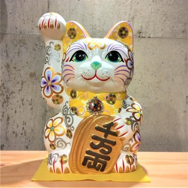 招き猫8号(黄) 正倉院モチーフ模様(安江美香作) - ふくろう 招き猫8号(黄) 正倉院モチーフ模様(安江美香作) - ふくろう