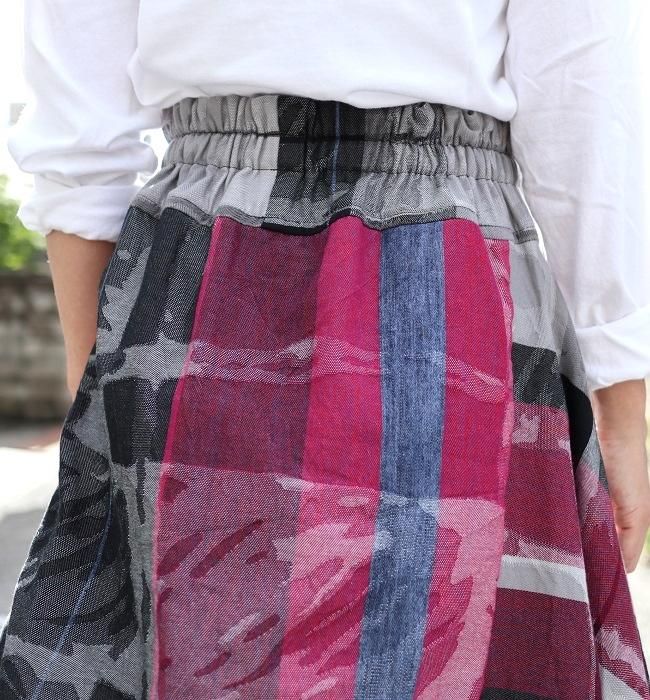 tamaki niime (玉木 新雌 タマキ ニイメ) chotan チョタンスカート