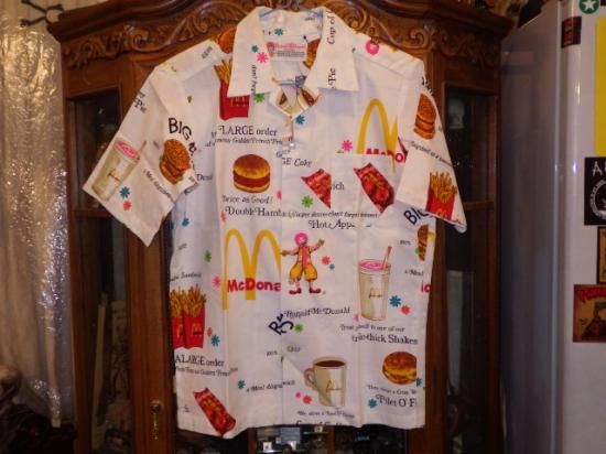 マクドナルド hanes ハンバーガーポリス　シャツ マクドナルド hanes ハンバーガーポリス シャツ マクドナルド