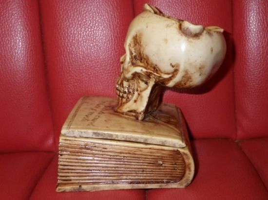 ビンテージ☆スカルオンブック☆灰皿☆アシュトレイ☆小物入れ☆髑髏