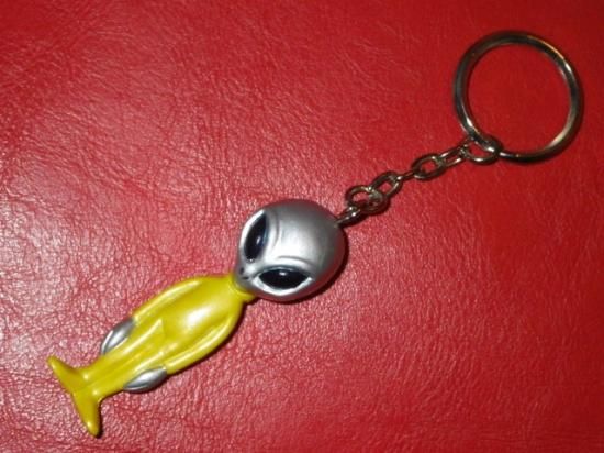 90’S★宇宙人★キーホルダー★エイリアン★UFO★フィギュア★人形★USA Amazon.co.jp: 90'S 宇宙人 キーホルダー 13 グレイ 黒