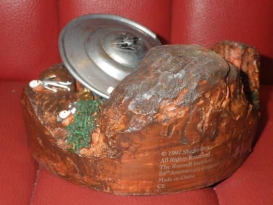 宇宙人,UFO,エイリアン,ジオラマ,ロズウェル事件 ,50周年,通販