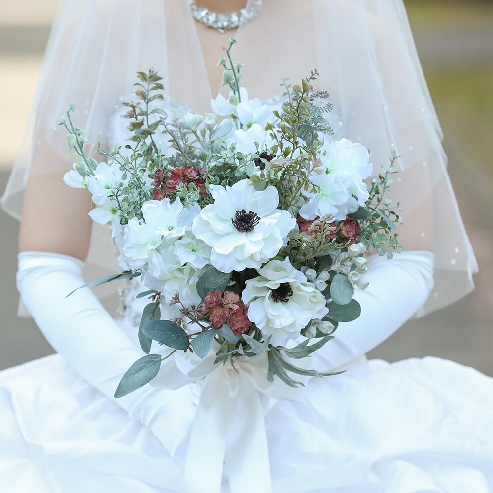 胡蝶蘭と南天、アネモネの和装ブーケ アネモネとダリアと胡蝶蘭のブーケ/アーティフィシャルブーケ