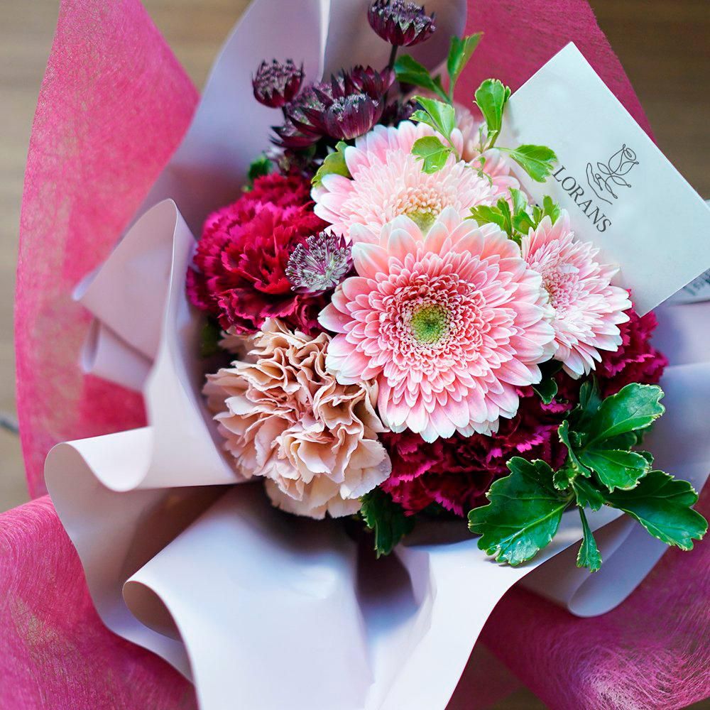 スタンディングブーケ ピンクドレス - 花・花束・胡蝶蘭｜ローランズ