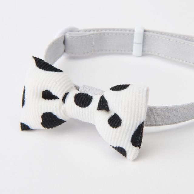 カメリア柄(グレー)ダブルリボン、わんちゃん猫ちゃん用首輪 ピンクフラワー(②)わんちゃん猫ちゃん用襟付き首輪 調節出来る